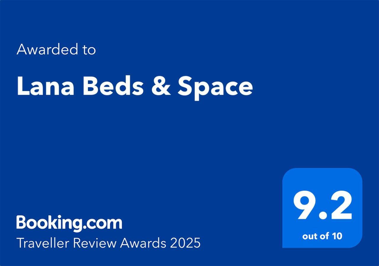 Lana Beds & Space Chiang Mai Buitenkant foto